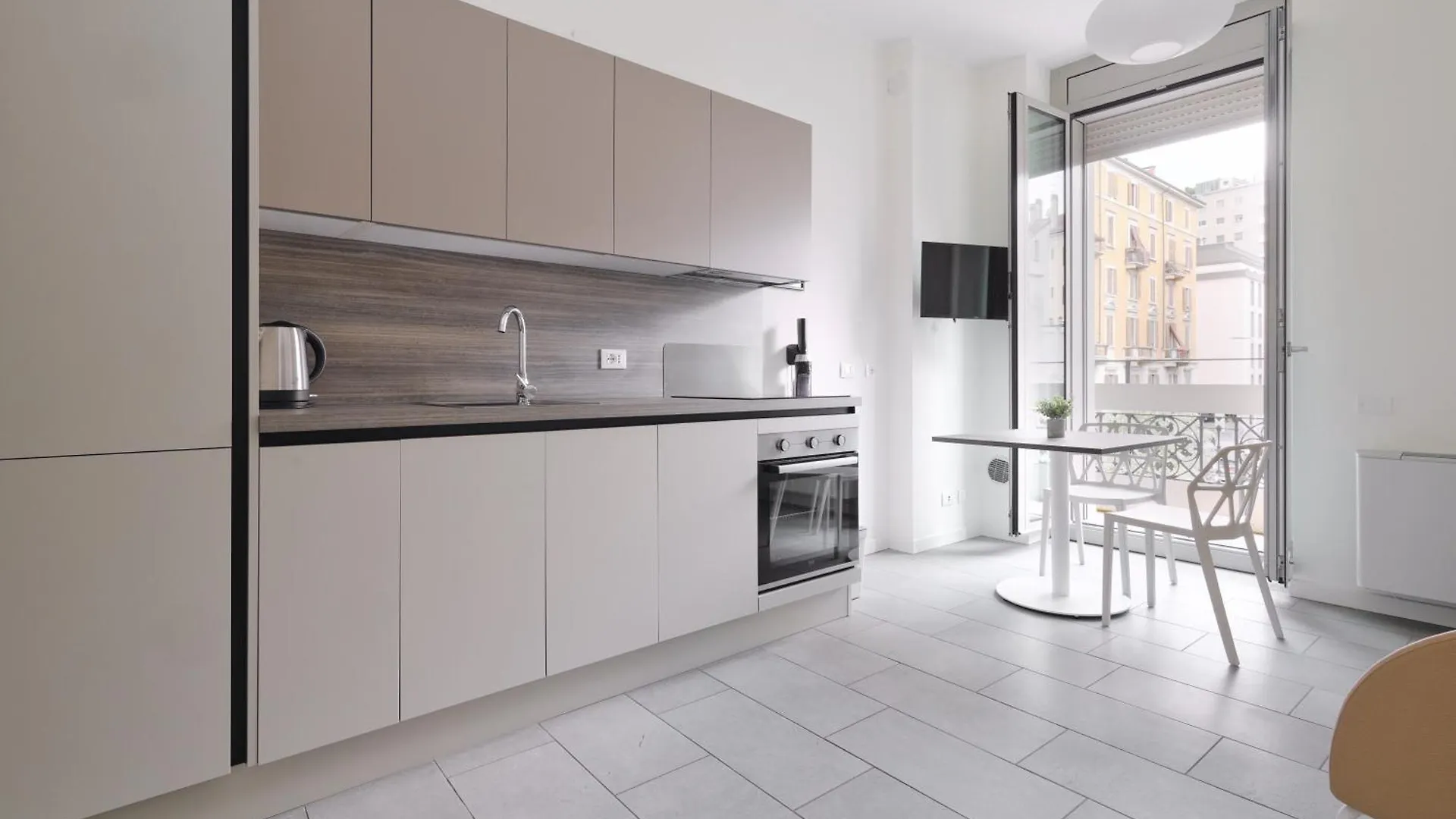 Joivy Charming Flats In The Heart Of Porta Nuova Apartment Milan