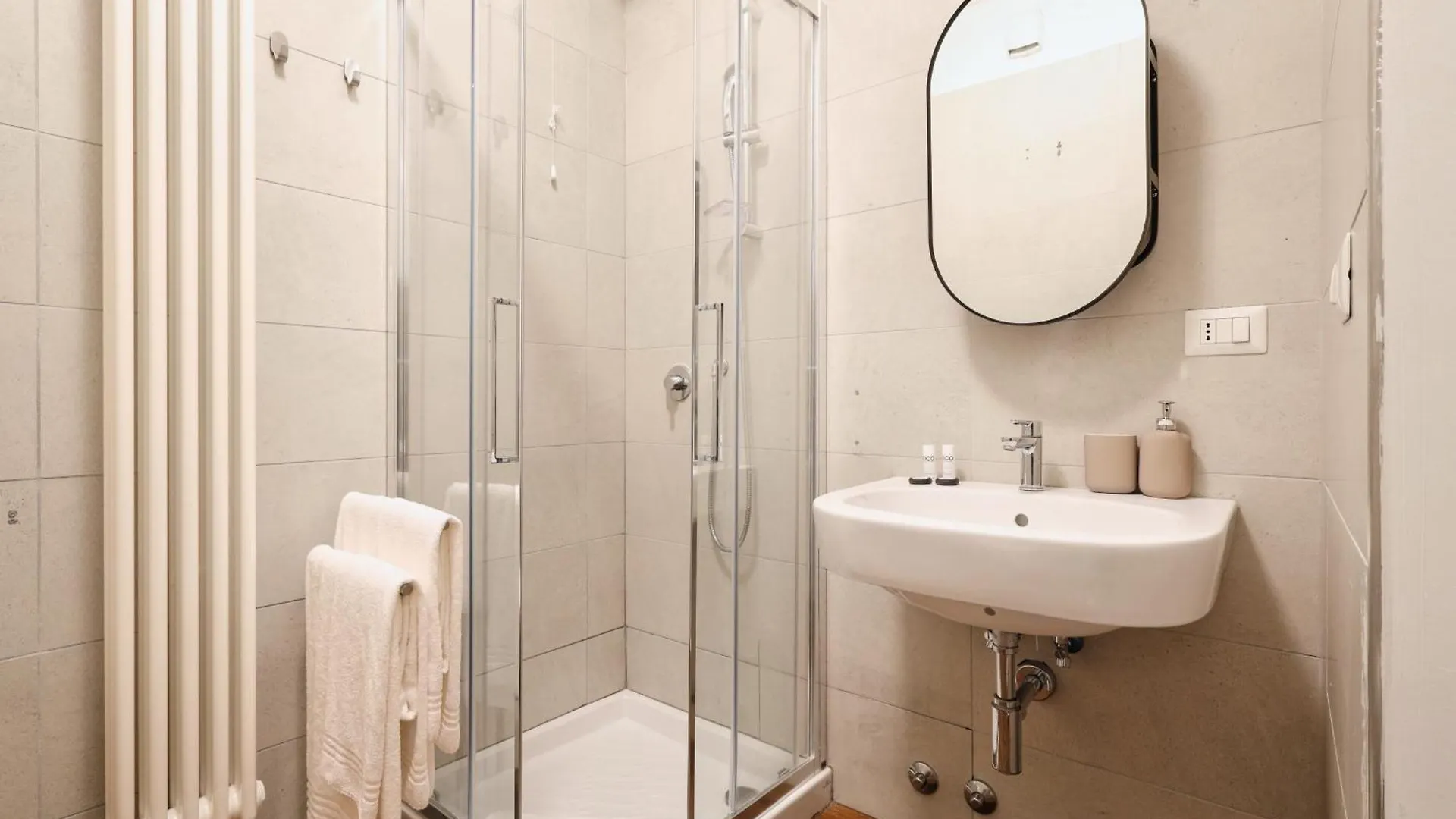 Joivy Charming Flats In The Heart Of Porta Nuova Apartment Milan