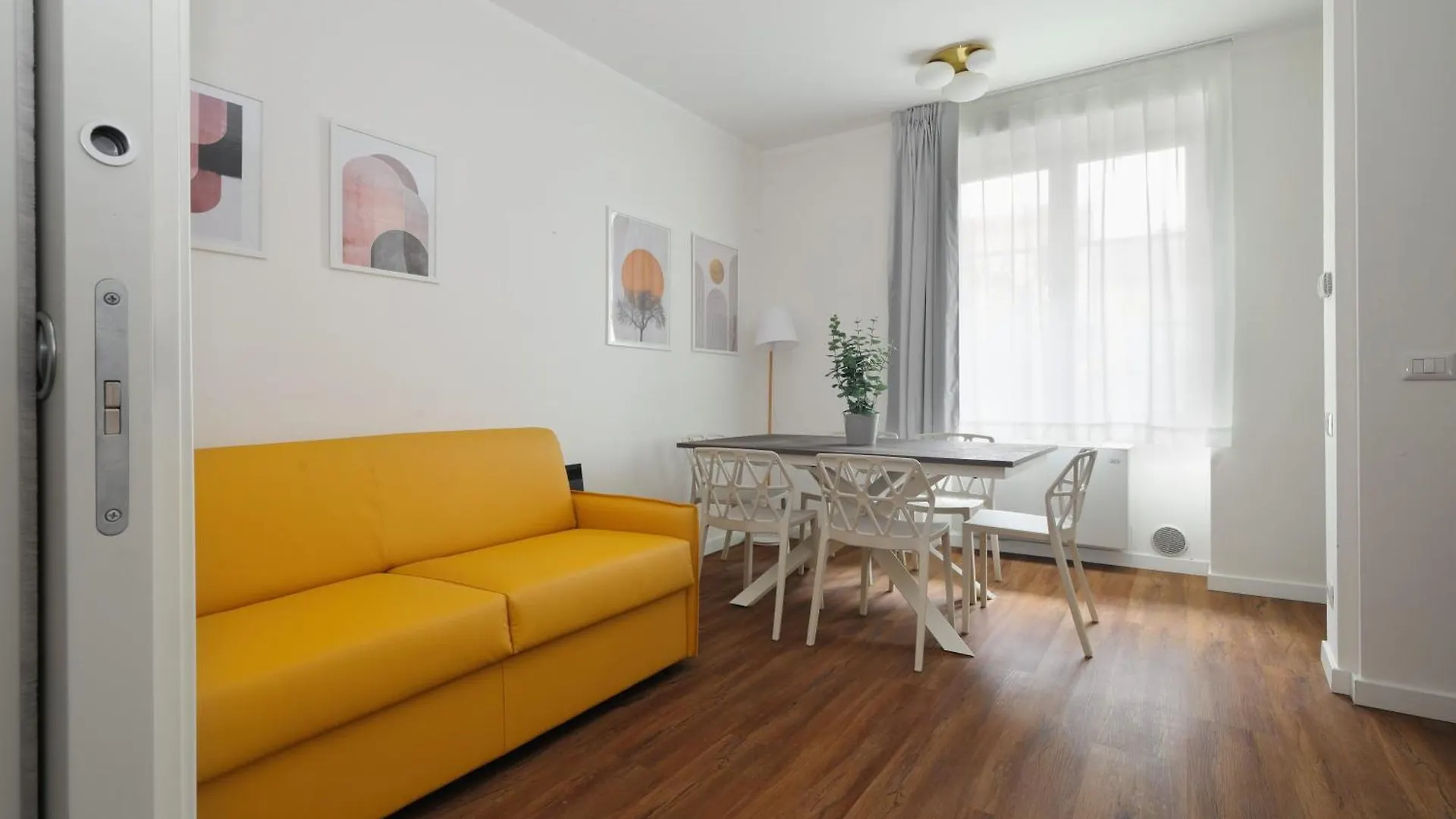Joivy Charming Flats In The Heart Of Porta Nuova Apartment Milan Italy